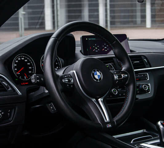 Белый БМВ M2, объемом двигателя 2.98 л и пробегом 70 тыс. км за 58000 $, фото 12 на Automoto.ua