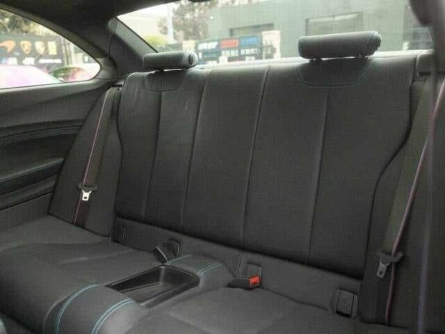 Білий БМВ M2, об'ємом двигуна 3 л та пробігом 23 тис. км за 18000 $, фото 12 на Automoto.ua