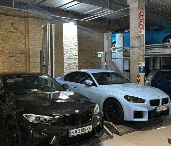 Чорний БМВ M2, об'ємом двигуна 3 л та пробігом 111 тис. км за 31500 $, фото 6 на Automoto.ua