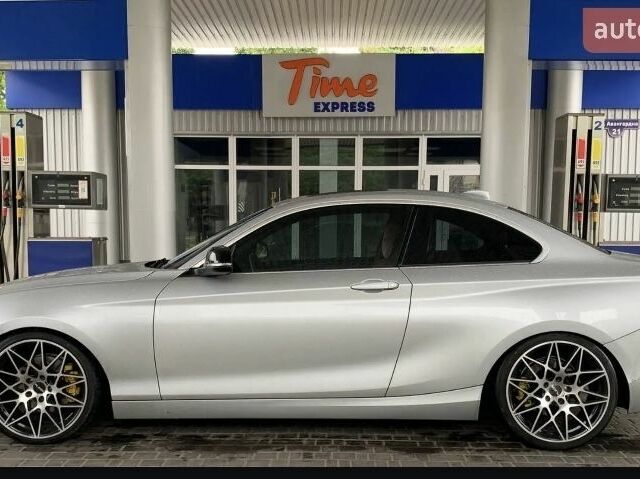 Серый БМВ M2, объемом двигателя 0 л и пробегом 162 тыс. км за 15000 $, фото 4 на Automoto.ua