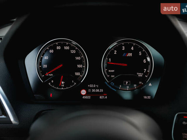 Синий БМВ M2, объемом двигателя 2.98 л и пробегом 45 тыс. км за 42500 $, фото 67 на Automoto.ua