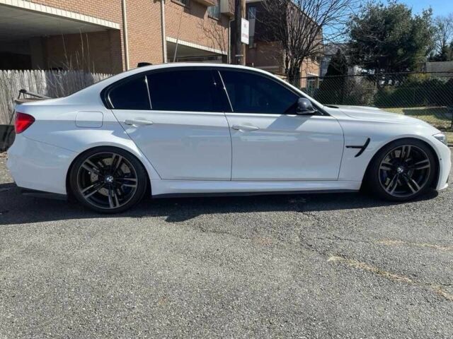 Белый БМВ М3, объемом двигателя 3 л и пробегом 31 тыс. км за 15100 $, фото 18 на Automoto.ua