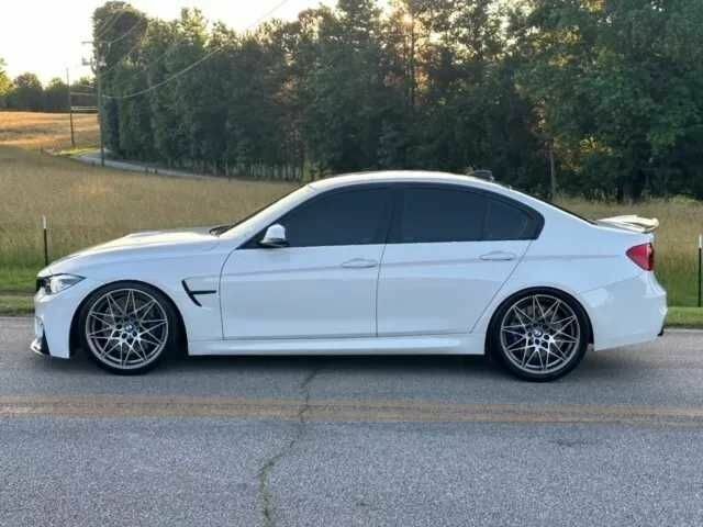 Белый БМВ М3, объемом двигателя 3 л и пробегом 37 тыс. км за 19500 $, фото 1 на Automoto.ua