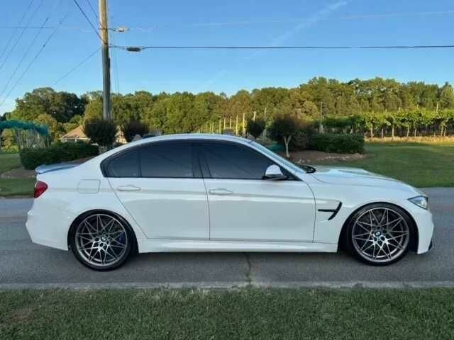 Белый БМВ М3, объемом двигателя 3 л и пробегом 37 тыс. км за 19500 $, фото 3 на Automoto.ua