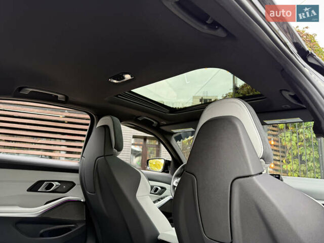 Черный БМВ М3, объемом двигателя 3 л и пробегом 13 тыс. км за 98900 $, фото 12 на Automoto.ua