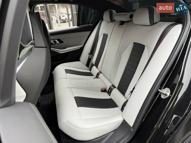 Черный БМВ М3, объемом двигателя 3 л и пробегом 13 тыс. км за 98900 $, фото 11 на Automoto.ua