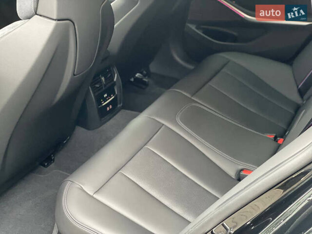 Черный БМВ М3, объемом двигателя 2.99 л и пробегом 11 тыс. км за 127000 $, фото 18 на Automoto.ua