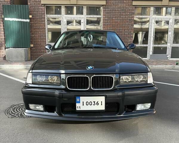 БМВ М3, объемом двигателя 3.2 л и пробегом 220 тыс. км за 18000 $, фото 8 на Automoto.ua