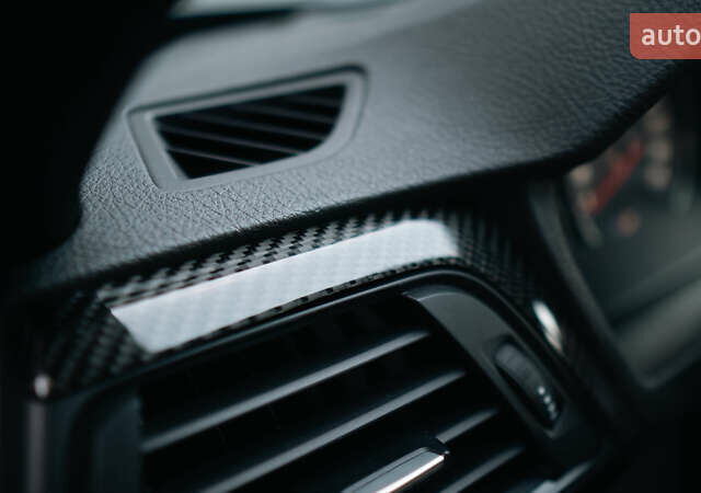 Серый БМВ М3, объемом двигателя 2.98 л и пробегом 135 тыс. км за 40000 $, фото 16 на Automoto.ua