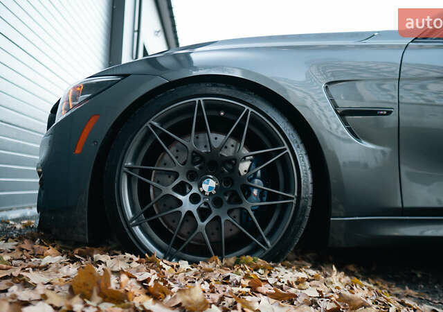 Серый БМВ М3, объемом двигателя 2.98 л и пробегом 135 тыс. км за 40000 $, фото 4 на Automoto.ua