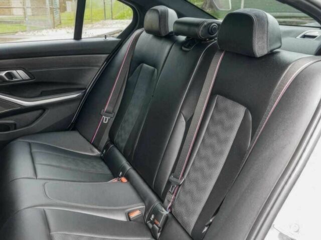 Сірий БМВ М3, об'ємом двигуна 3 л та пробігом 22 тис. км за 23000 $, фото 9 на Automoto.ua