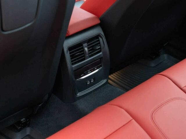 Серый БМВ М3, объемом двигателя 3 л и пробегом 21 тыс. км за 64800 $, фото 15 на Automoto.ua