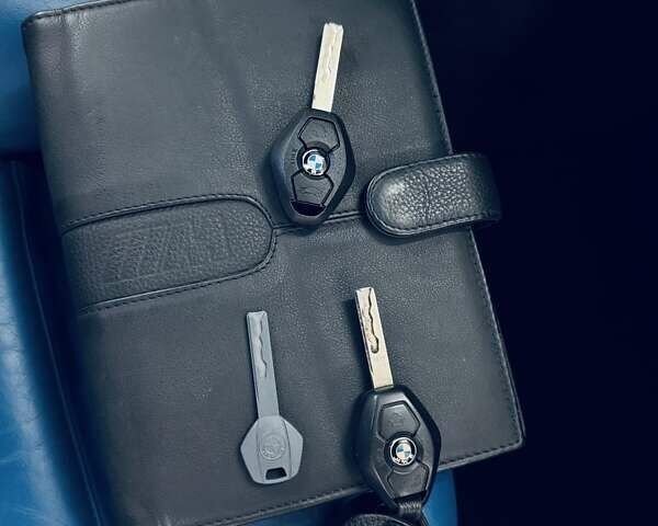 Синий БМВ М3, объемом двигателя 3.2 л и пробегом 122 тыс. км за 78900 $, фото 70 на Automoto.ua