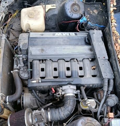 Синій БМВ М3, об'ємом двигуна 2 л та пробігом 200 тис. км за 607 $, фото 3 на Automoto.ua