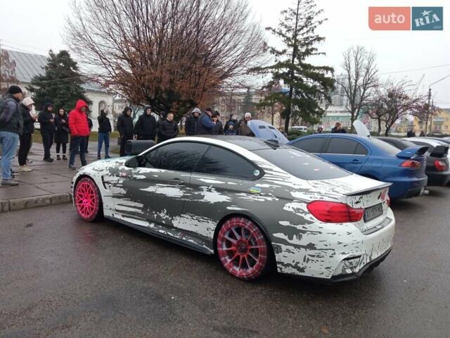 Білий БМВ M4, об'ємом двигуна 2.98 л та пробігом 120 тис. км за 42000 $, фото 3 на Automoto.ua