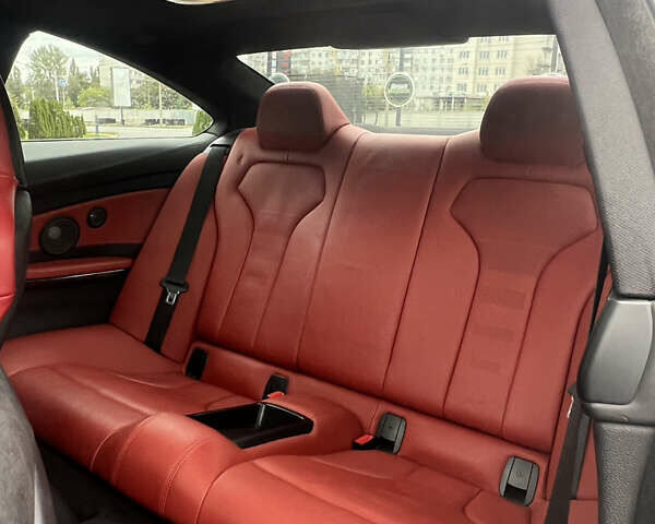 Белый БМВ M4, объемом двигателя 2.98 л и пробегом 124 тыс. км за 36000 $, фото 20 на Automoto.ua