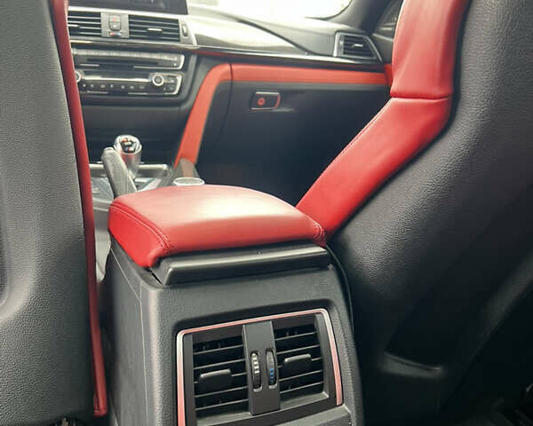 Белый БМВ M4, объемом двигателя 2.98 л и пробегом 124 тыс. км за 36000 $, фото 22 на Automoto.ua