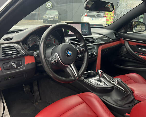 Белый БМВ M4, объемом двигателя 2.98 л и пробегом 124 тыс. км за 36000 $, фото 11 на Automoto.ua