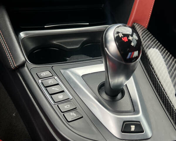 Белый БМВ M4, объемом двигателя 2.98 л и пробегом 124 тыс. км за 36000 $, фото 13 на Automoto.ua