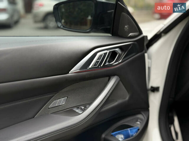 Белый БМВ M4, объемом двигателя 2.99 л и пробегом 26 тыс. км за 88888 $, фото 8 на Automoto.ua