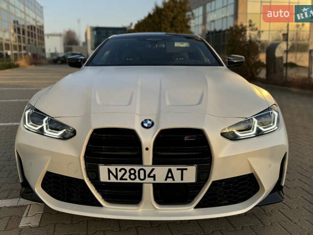 Белый БМВ M4, объемом двигателя 3 л и пробегом 27 тыс. км за 78000 $, фото 1 на Automoto.ua