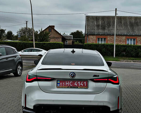 Белый БМВ M4, объемом двигателя 3 л и пробегом 32 тыс. км за 75000 $, фото 6 на Automoto.ua