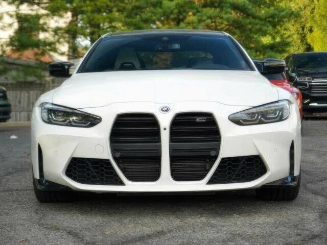 Белый БМВ M4, объемом двигателя 3 л и пробегом 12 тыс. км за 36500 $, фото 1 на Automoto.ua