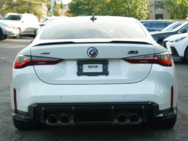 Белый БМВ M4, объемом двигателя 3 л и пробегом 12 тыс. км за 36500 $, фото 4 на Automoto.ua