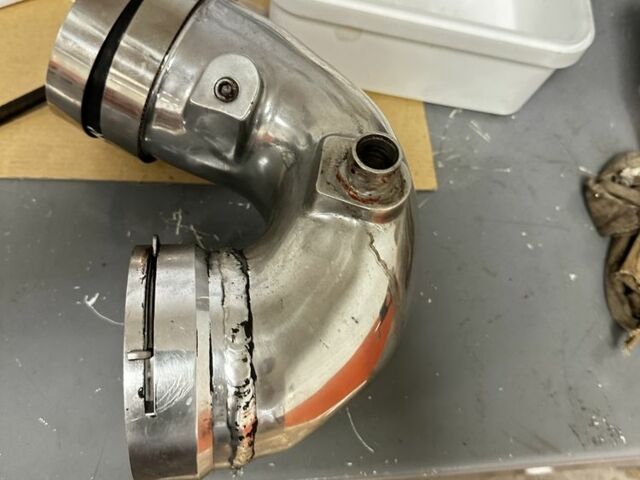 Черный БМВ M4, объемом двигателя 0 л и пробегом 90 тыс. км за 40000 $, фото 15 на Automoto.ua