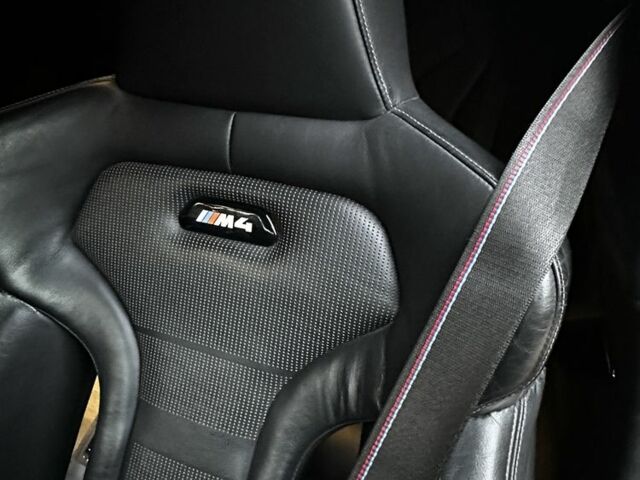 Черный БМВ M4, объемом двигателя 0 л и пробегом 90 тыс. км за 40000 $, фото 7 на Automoto.ua