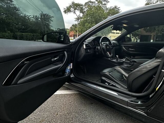 Черный БМВ M4, объемом двигателя 0 л и пробегом 90 тыс. км за 40000 $, фото 10 на Automoto.ua