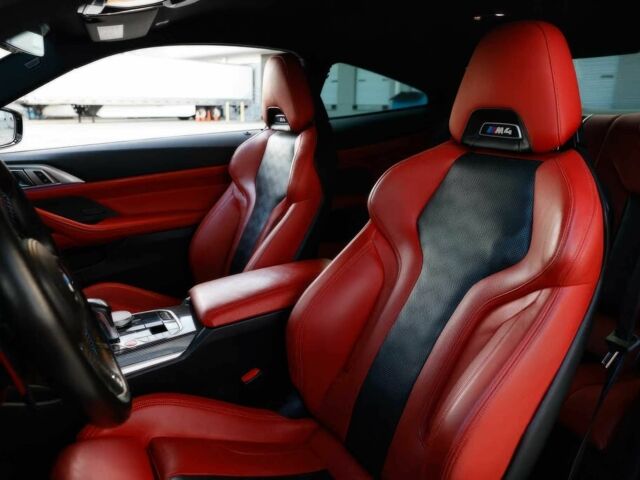 Черный БМВ M4, объемом двигателя 3 л и пробегом 21 тыс. км за 26000 $, фото 8 на Automoto.ua