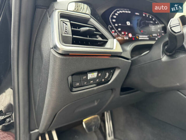 Чорний БМВ M4, об'ємом двигуна 3 л та пробігом 13 тис. км за 69000 $, фото 22 на Automoto.ua