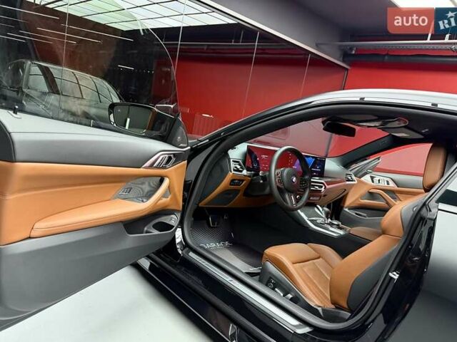 Черный БМВ M4, объемом двигателя 3 л и пробегом 11 тыс. км за 119000 $, фото 23 на Automoto.ua