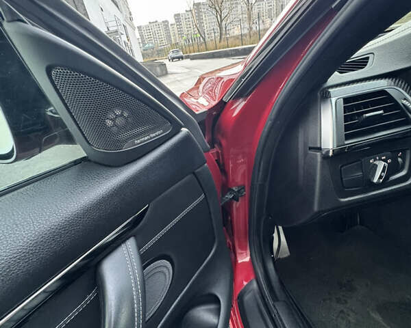 Красный БМВ M4, объемом двигателя 2.98 л и пробегом 74 тыс. км за 34900 $, фото 17 на Automoto.ua