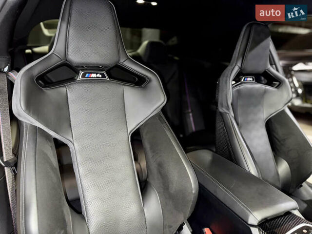 Красный БМВ M4, объемом двигателя 3 л и пробегом 36 тыс. км за 89900 $, фото 36 на Automoto.ua