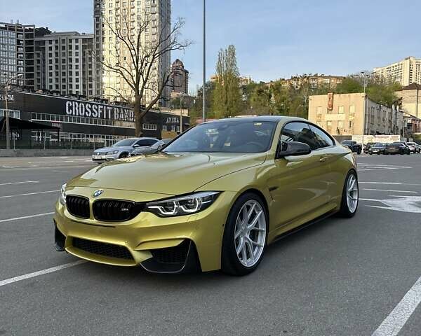 Желтый БМВ M4, объемом двигателя 3 л и пробегом 73 тыс. км за 45000 $, фото 5 на Automoto.ua