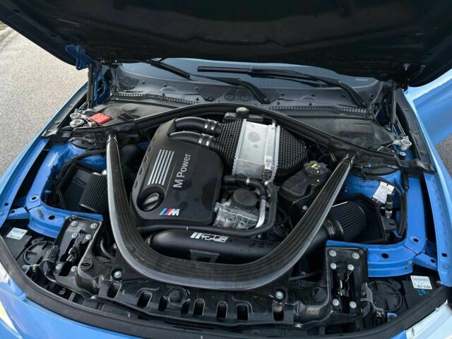 Синий БМВ M4, объемом двигателя 3 л и пробегом 77 тыс. км за 35000 $, фото 8 на Automoto.ua