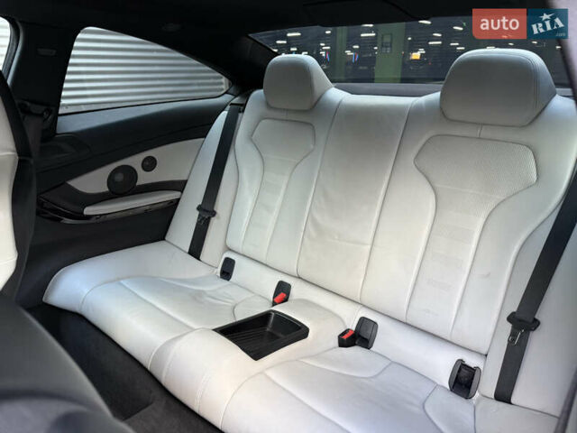 Синий БМВ M4, объемом двигателя 3 л и пробегом 90 тыс. км за 32500 $, фото 21 на Automoto.ua