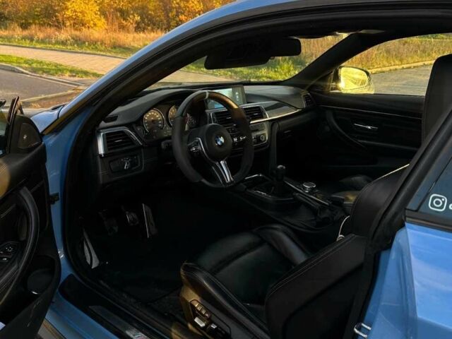 Синий БМВ M4, объемом двигателя 3 л и пробегом 77 тыс. км за 35000 $, фото 12 на Automoto.ua