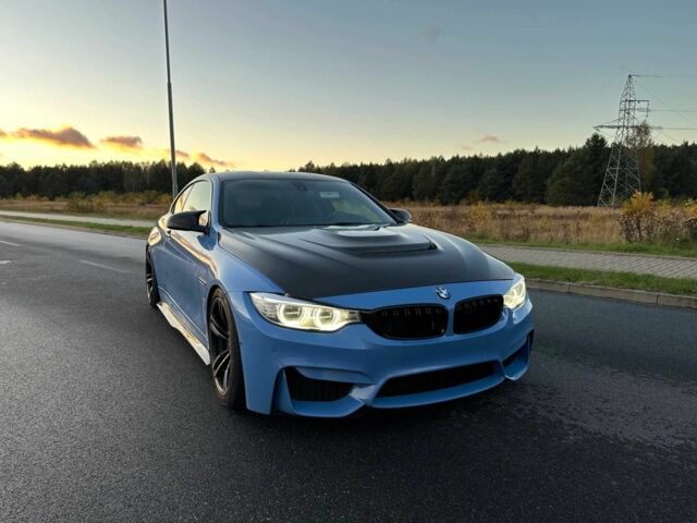 Синий БМВ M4, объемом двигателя 3 л и пробегом 77 тыс. км за 35000 $, фото 6 на Automoto.ua