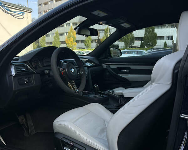 Синій БМВ M4, об'ємом двигуна 2.98 л та пробігом 89 тис. км за 33333 $, фото 8 на Automoto.ua