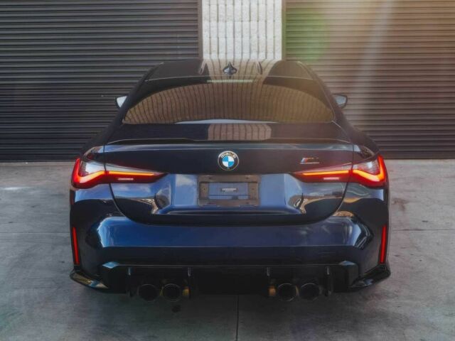 Синий БМВ M4, объемом двигателя 3 л и пробегом 26 тыс. км за 49700 $, фото 4 на Automoto.ua