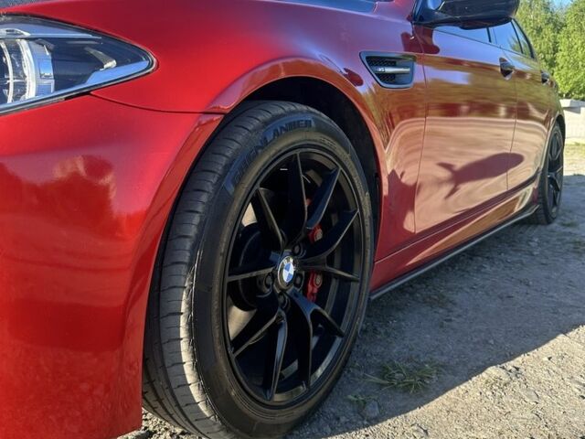 Белый БМВ М5, объемом двигателя 4.4 л и пробегом 110 тыс. км за 17500 $, фото 5 на Automoto.ua