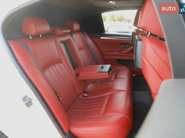 Білий БМВ М5, об'ємом двигуна 4.4 л та пробігом 125 тис. км за 33000 $, фото 8 на Automoto.ua