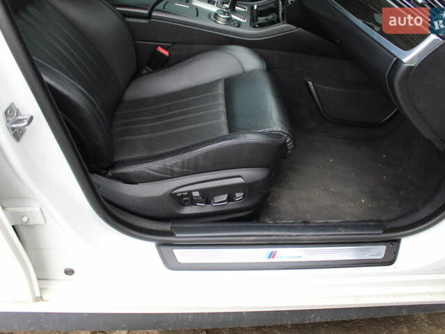 Белый БМВ М5, объемом двигателя 4.39 л и пробегом 136 тыс. км за 28900 $, фото 17 на Automoto.ua