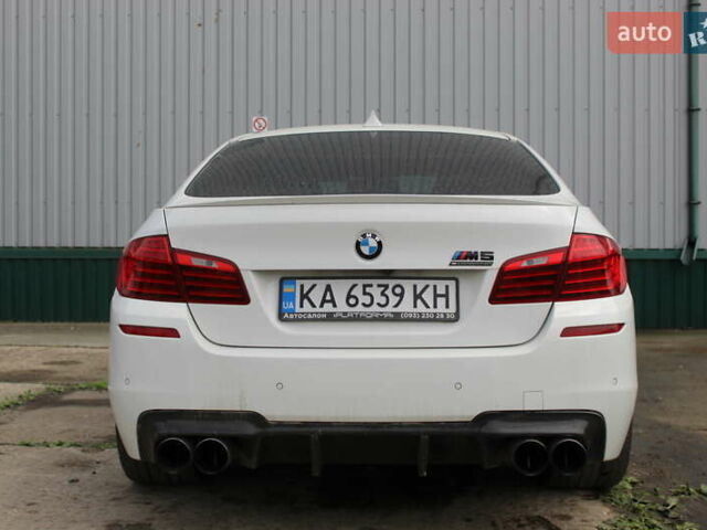 Белый БМВ М5, объемом двигателя 4.39 л и пробегом 136 тыс. км за 28900 $, фото 2 на Automoto.ua