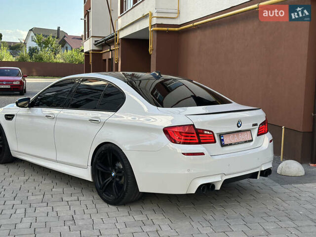 Білий БМВ М5, об'ємом двигуна 4.39 л та пробігом 138 тис. км за 35000 $, фото 4 на Automoto.ua