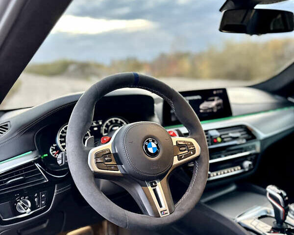 Белый БМВ М5, объемом двигателя 4.39 л и пробегом 31 тыс. км за 55500 $, фото 7 на Automoto.ua