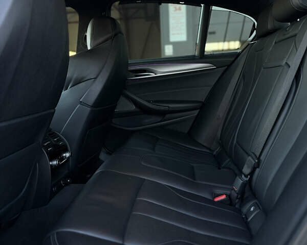 Белый БМВ М5, объемом двигателя 4.39 л и пробегом 82 тыс. км за 45999 $, фото 13 на Automoto.ua